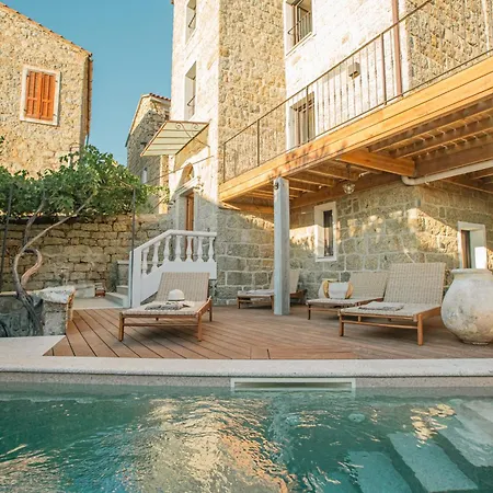 Villa Torra Di L Alba